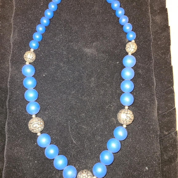 Necklace - Picture 3 of 3